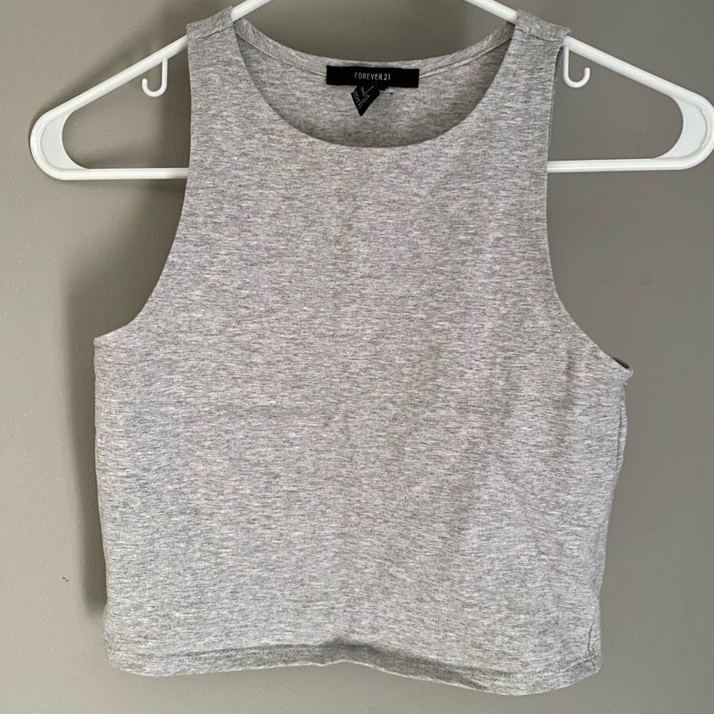 cropped tank top